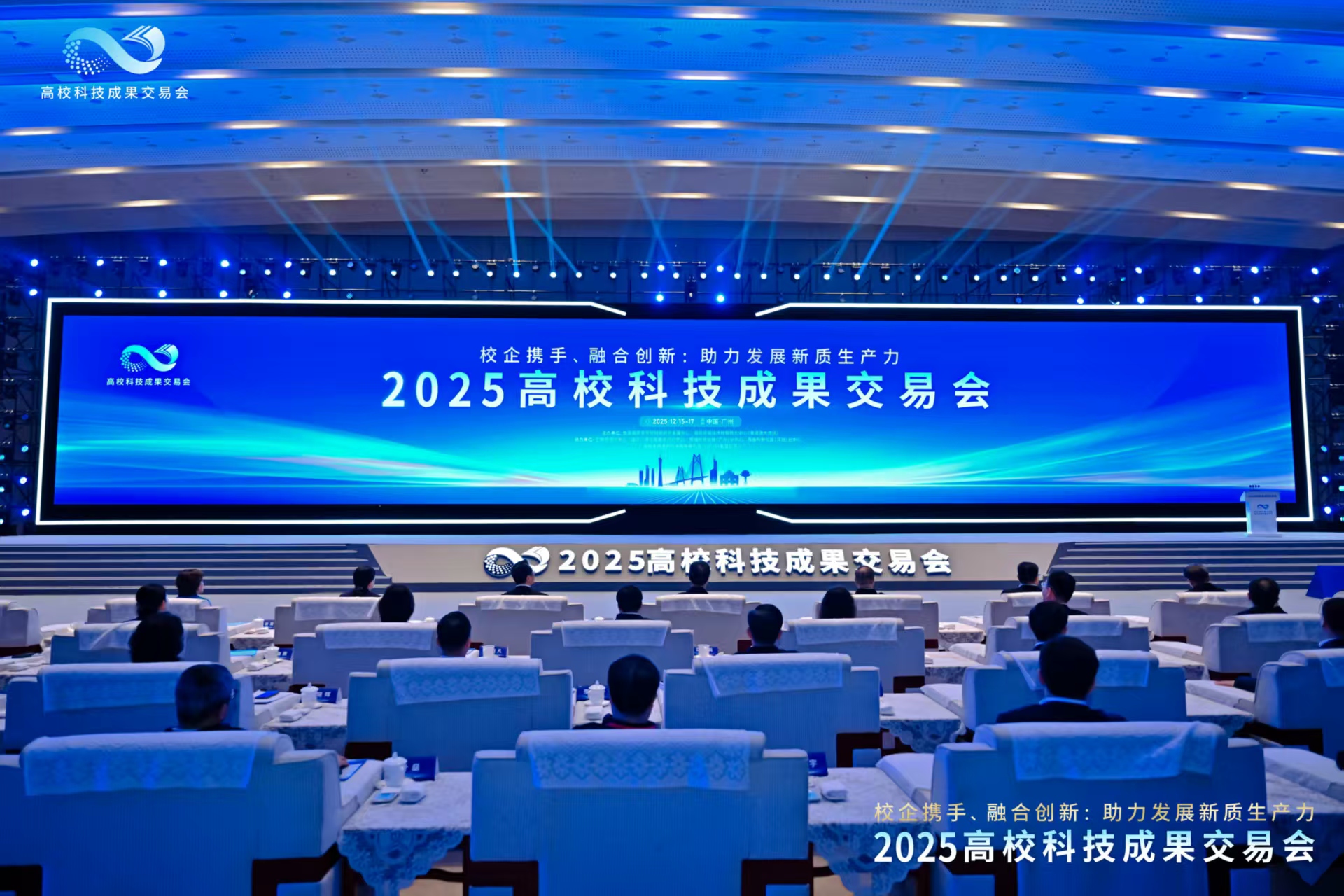 ec6579587a2aa11558a0ba20cb67da27.jpg